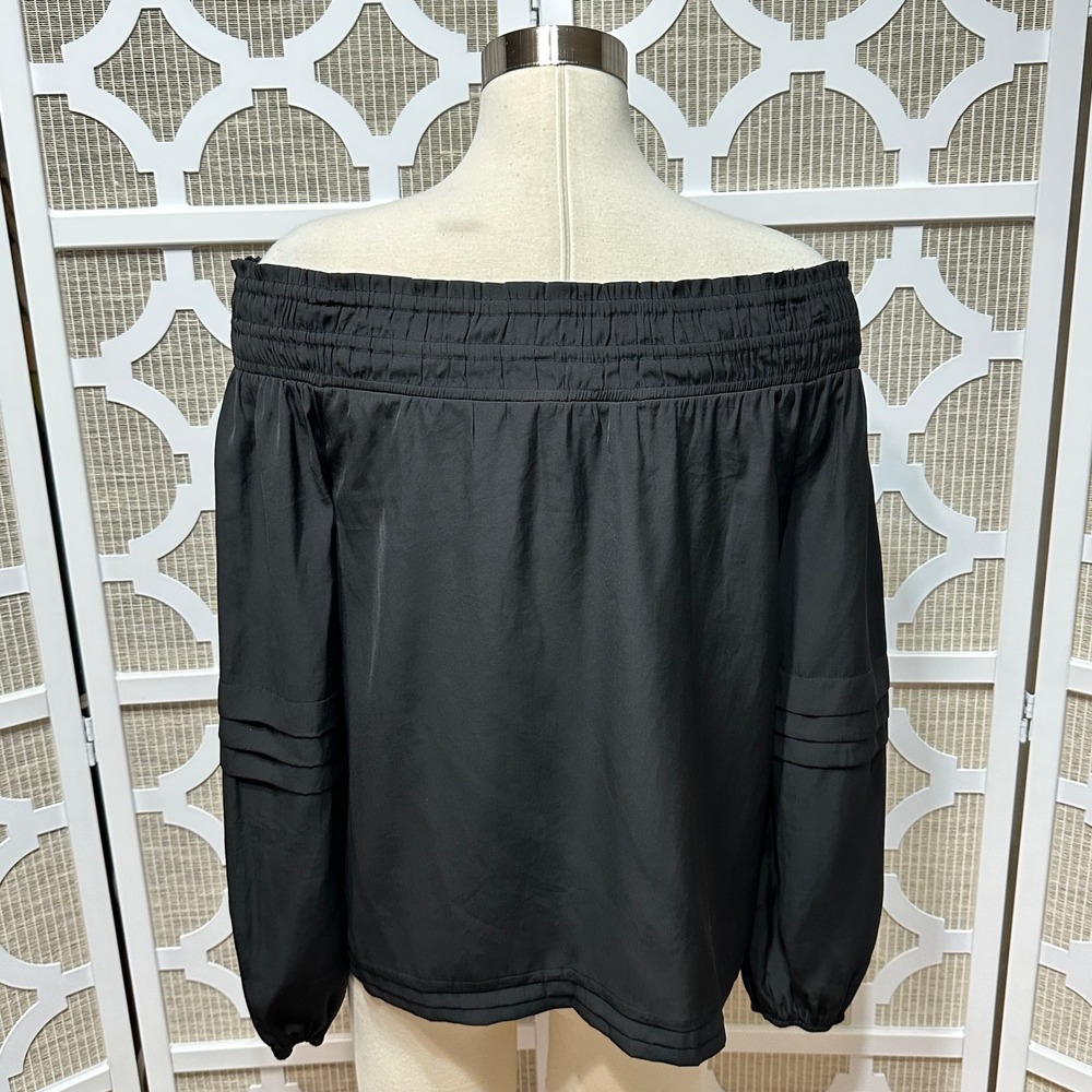 Ramy Brook‎ Aggie Off The Shoulder Smocked Neckline Blouse Womens M Black Chic - Picture 8 of 10